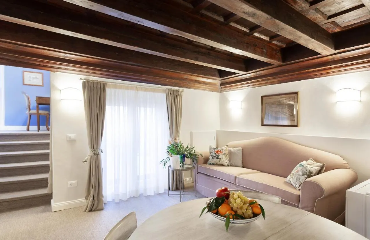 S. Spirito Flat Daire Floransa İtalya