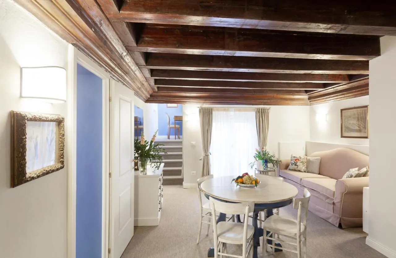 S. Spirito Flat Daire Floransa